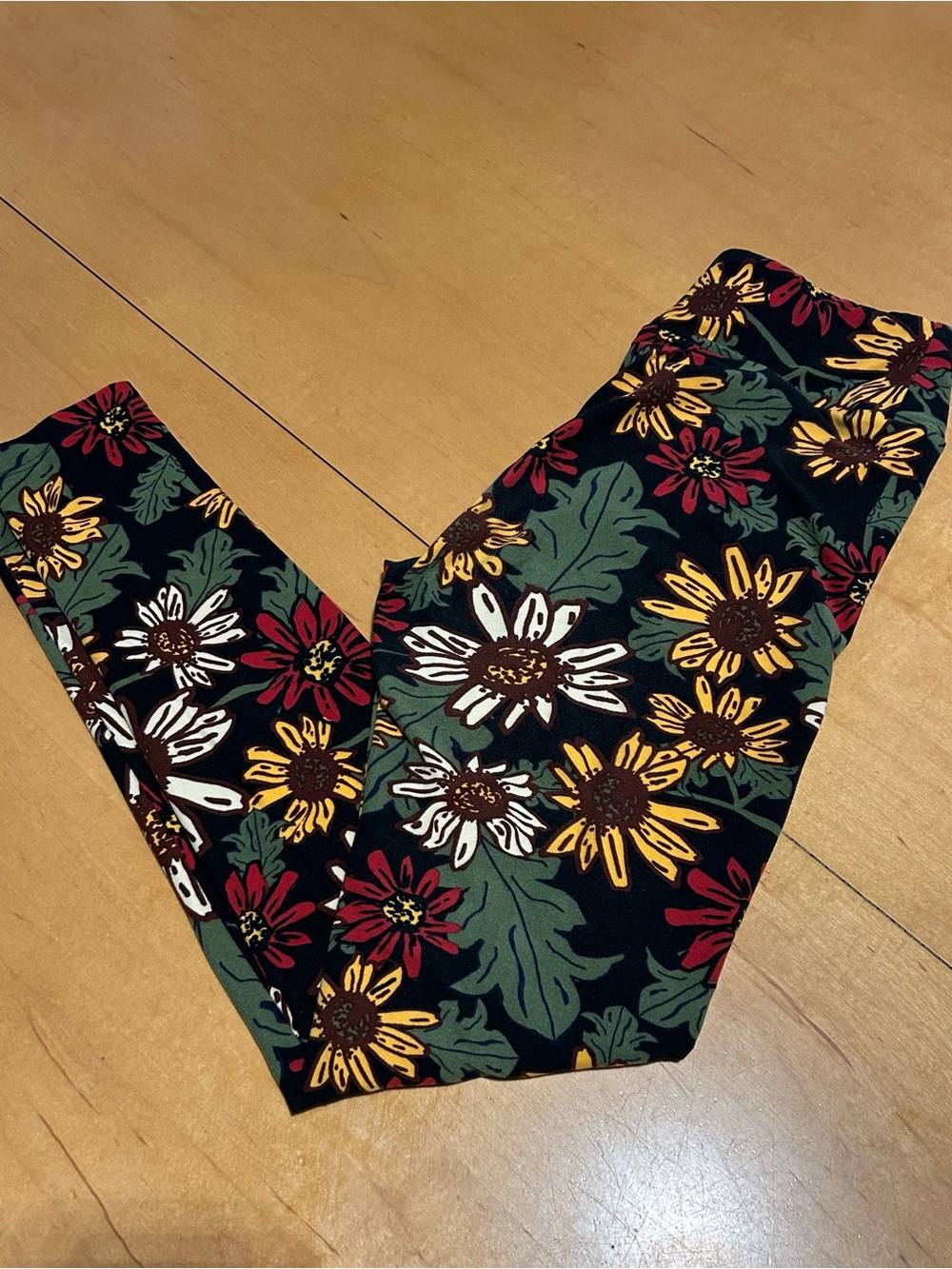 Women’s Black Floral Stretch Leggings - Yellow, Green & White Flower Print